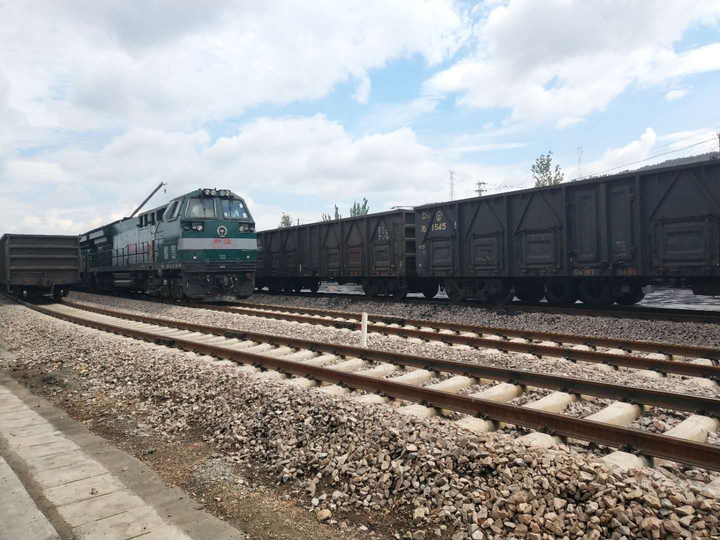 03-barite rail shipping-9X Minerals